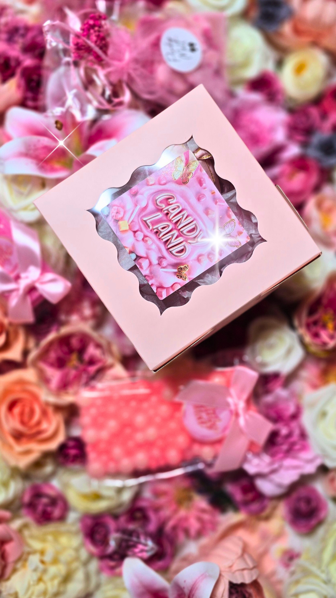 GIFT BOXES