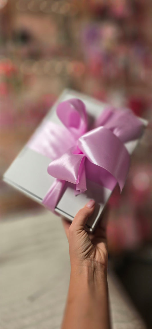 LARGE GIFT BOX